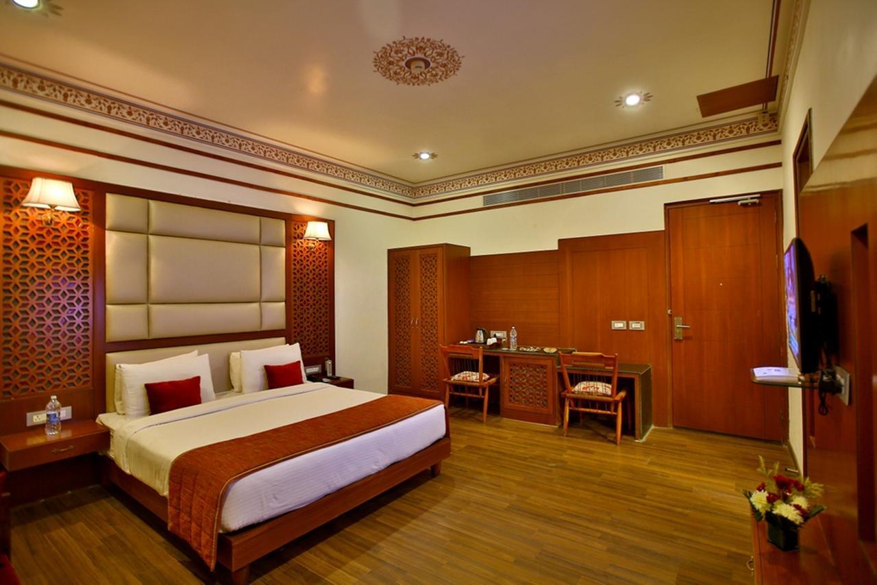 סוואי מדופור Regenta Resort Vanya Mahal Ranthambore מראה חיצוני תמונה